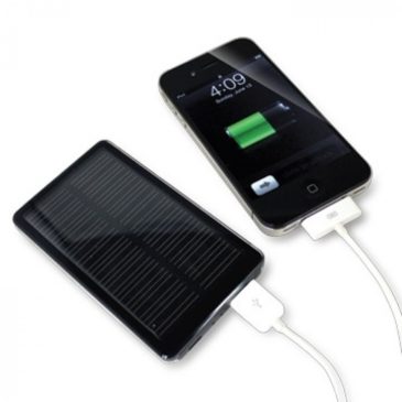 solar-mobile-charger